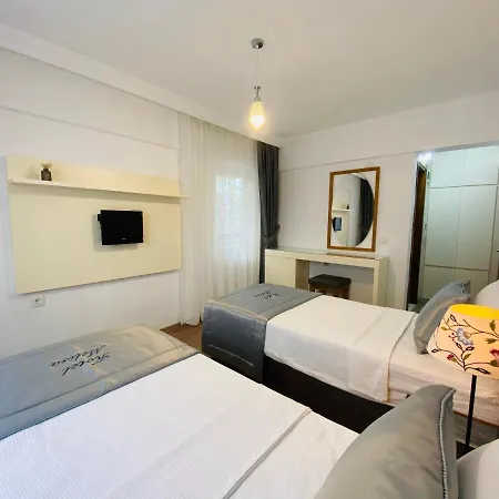 Melisa Hotel *