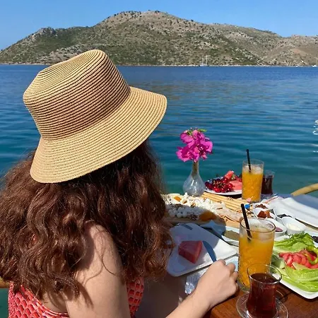 Hotel Melisa *